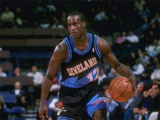 是球队中坚 是球队中坚